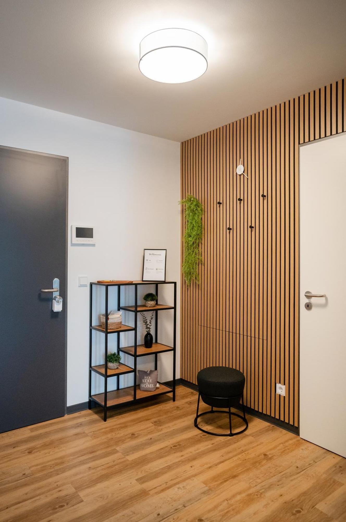 Reitz - Apartment I Zentrale Lage I Stellplatz I 55Qm I 2 Zimmer I Kueche I Bad I Terrasse Бад-Херсфельд Экстерьер фото